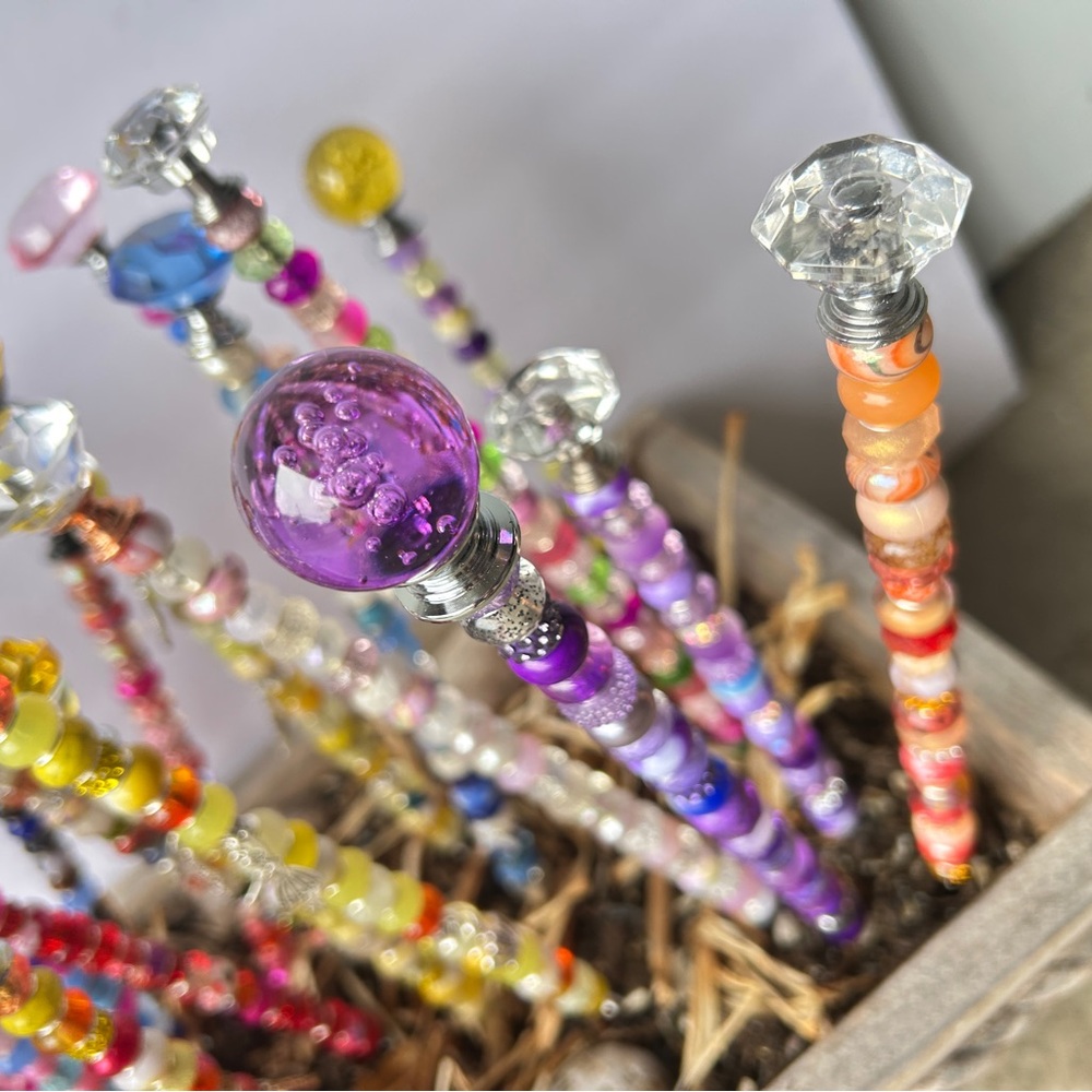 Colorful Art Sticks/Fairy wands for house plants/plant stakes/garden art - Picture 7 of 7